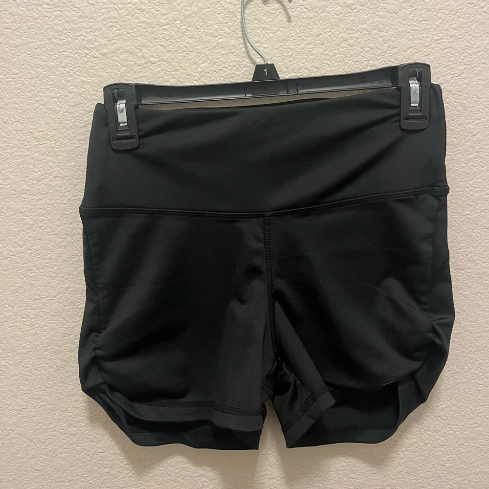 Black Sommer Ray Spandex Shorts Size Small